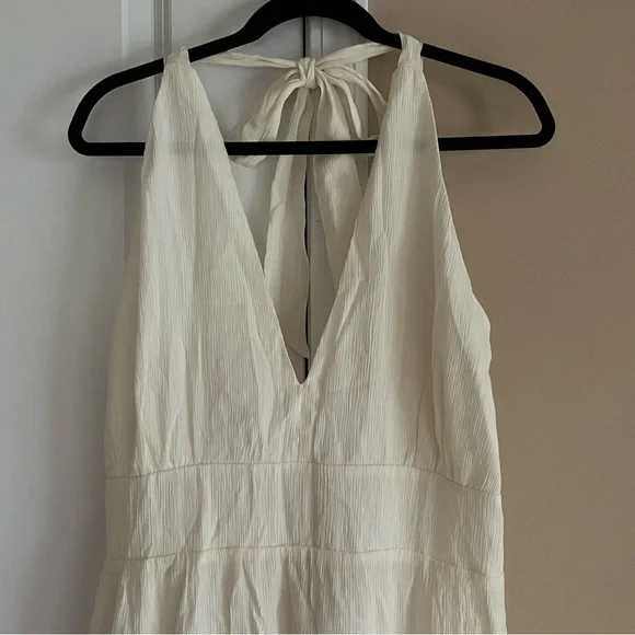 ‘Abercrombie & Fitch Maxi Halter Dress - Picture 2 of 5